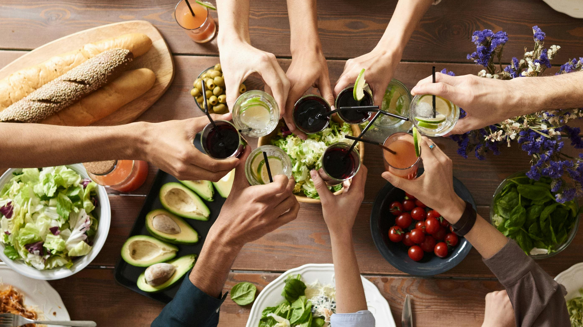 jak dobierać wino do jedzenia przy stole